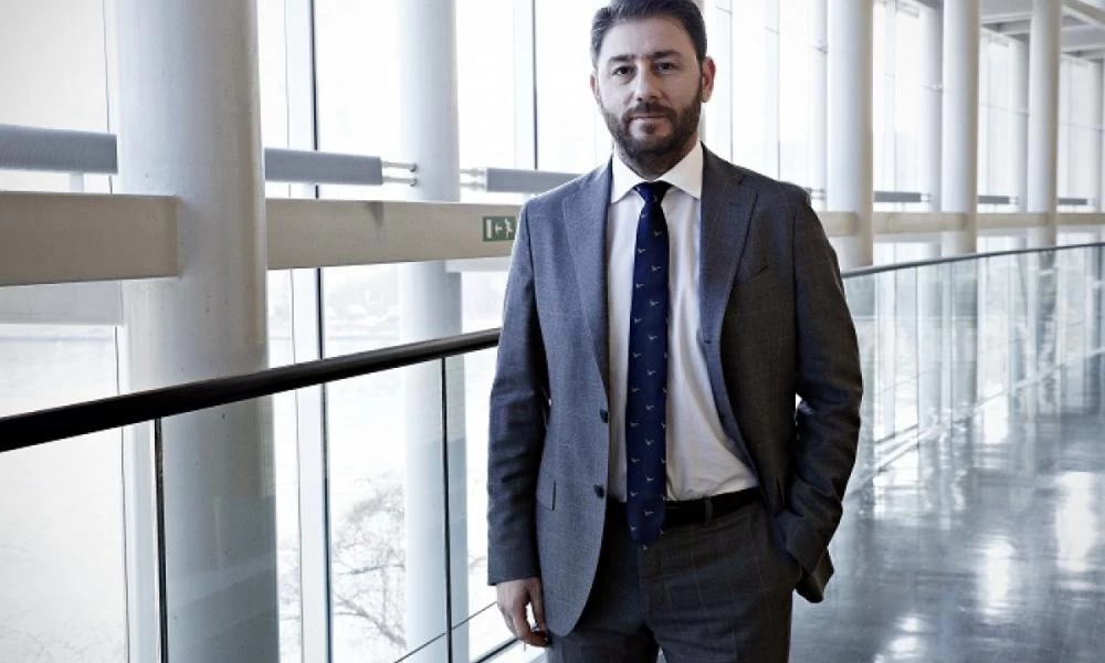 Επεισόδιο Ανδρουλάκη - Τσαβούσογλου μέσα στο Ευρωπαϊκό Κοινοβούλιο